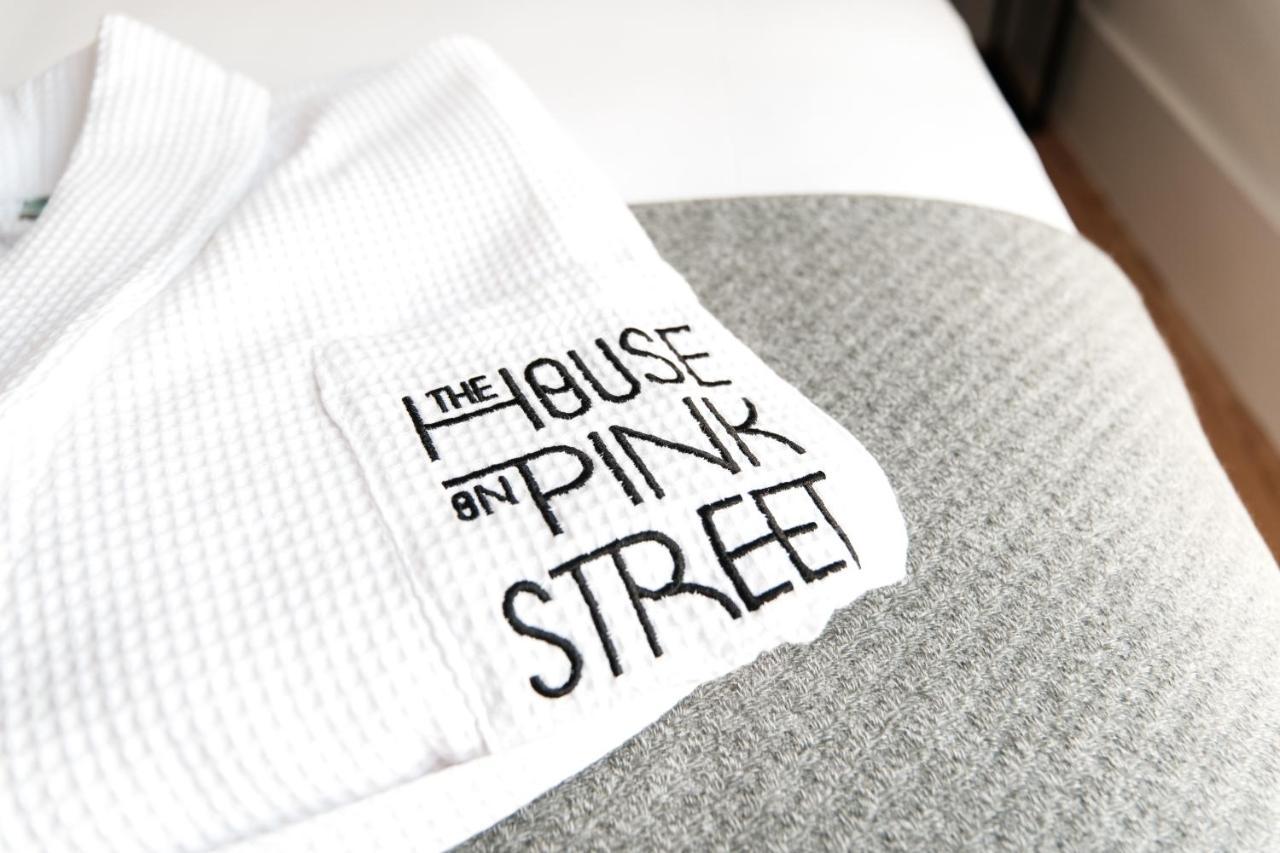 The House On The Pink Street In Apart-hotel Lisboa